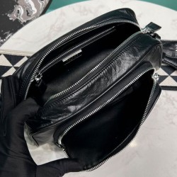 Borsa a tracolla multitasche Prada Nappa in pelle anticata 1BH198 Nera