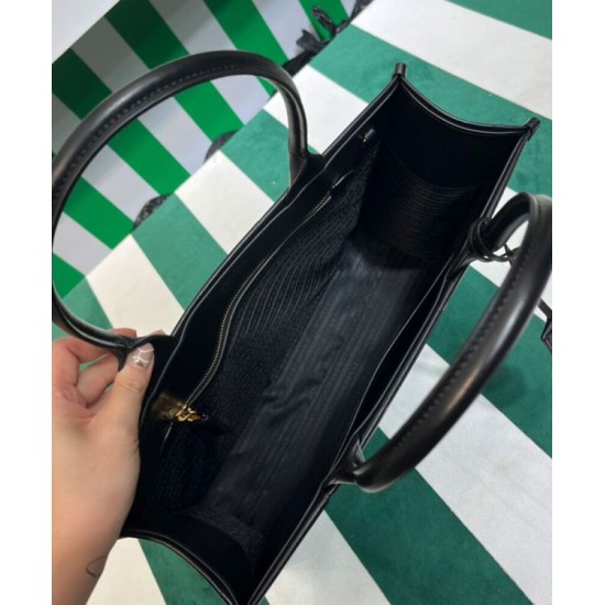 Replica Borsa Prada Prada Symbole grande in pelle con impunture 1BA377 Nera Replica Borsa Prada Prada Symbole grande in pelle con impunture 1BA377 Nera