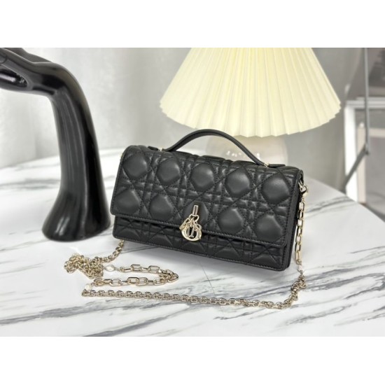 Replica Christian Dior Miss Dior Lady Dior Mini Borsa Nera Replica Christian Dior Miss Dior Lady Dior Mini Borsa Nera