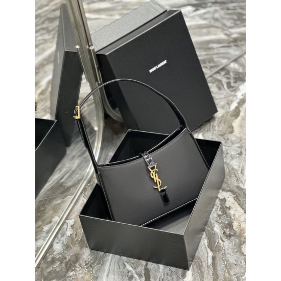 Replica Borsa hobo YSL Saint Laurent Le 5 A 7 Cassander 23 cm Nera Replica Borsa hobo YSL Saint Laurent Le 5 A 7 Cassander 23 cm Nera