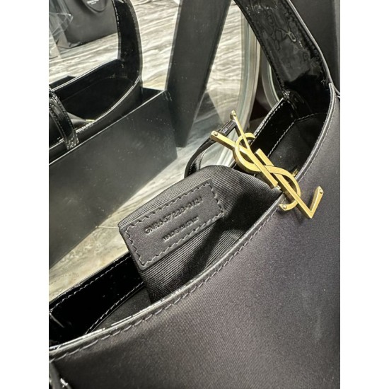 Replica Borsa hobo YSL Saint Laurent Le 5 A 7 Cassander 23 cm Nera Replica Borsa hobo YSL Saint Laurent Le 5 A 7 Cassander 23 cm Nera
