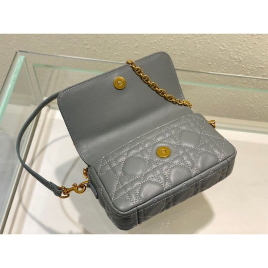 Replica Christian Dior Caro Pouch Cannage Vitello Blu Replica Christian Dior Caro Pouch Cannage Vitello Blu