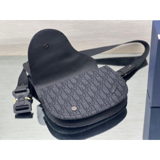 Replica Christian Dior Saddle Men Pouch Dior Oblique Jacquard nero