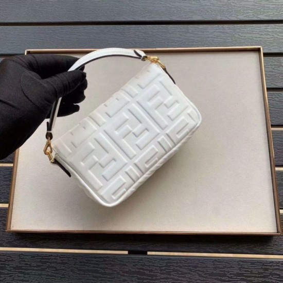 Replica Borsa Fendi Mini Baguette Motivo FF Bianca Replica Borsa Fendi Mini Baguette Motivo FF Bianca