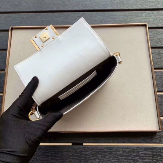 Replica Borsa Fendi Mini Baguette Motivo FF Bianca Replica Borsa Fendi Mini Baguette Motivo FF Bianca