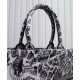 Replica Christian Dior Large Dior Book Tote Borsa con motivo Plan de Paris ricamato nera / bianca Replica Christian Dior Large Dior Book Tote Borsa con motivo Plan de Paris ricamato nera / bianca