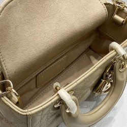 Borsa Christian Dior Micro Lady d-Joy Latte Patent Cannage Vitello Albicocca