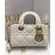 Replica Christian Dior Micro Lady d-Joy Borsa Latte Vernice Cannage Pelle di vitello Crema Replica Christian Dior Micro Lady d-Joy Borsa Latte Vernice Cannage Pelle di vitello Crema
