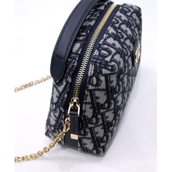 Replica Borsa Christian Dior Mini 30 Montaigne D-Cosy blu scuro Replica Borsa Christian Dior Mini 30 Montaigne D-Cosy blu scuro