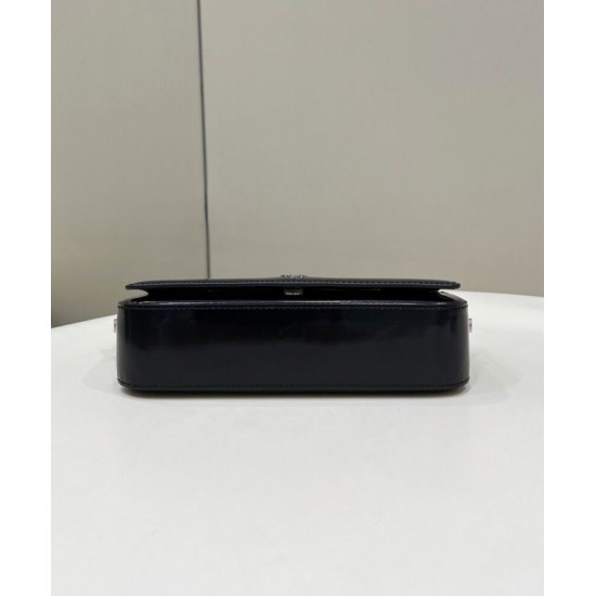 Replica Mini borsa Fendi First Sight 8BS072 nera Replica Mini borsa Fendi First Sight 8BS072 nera