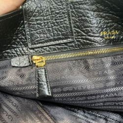 Borsa shopping in pelle Prada 1BG440 nera
