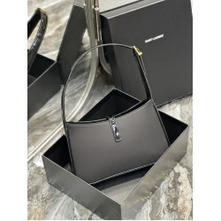 Borsa YSL Saint Laurent Le 5 A 7 Cassander Hobo 23 cm nera