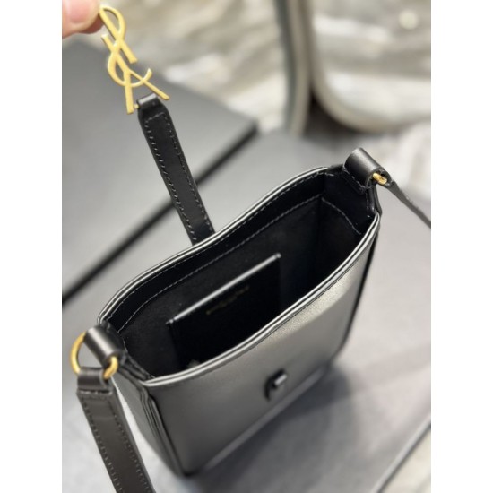 Replica YSL Saint Laurent Le 5 A 7 Mini pelle conciata al vegetale verticale nera