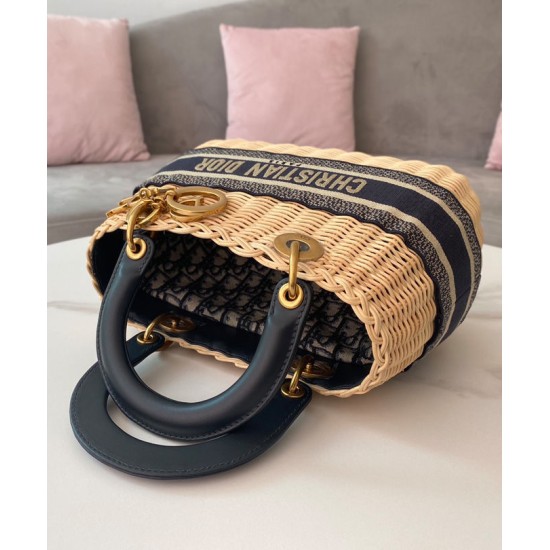 Replica Christian Dior Borsa Lady Dior media albicocca Replica Christian Dior Borsa Lady Dior media albicocca