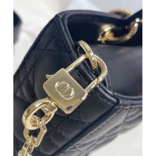 Replica Borsa Christian Dior Lady D-Joy nera Replica Borsa Christian Dior Lady D-Joy nera