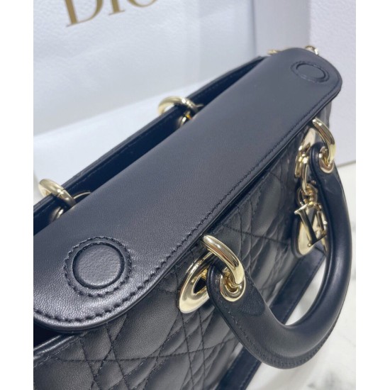 Replica Borsa Christian Dior Lady D-Joy nera Replica Borsa Christian Dior Lady D-Joy nera