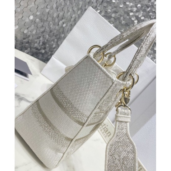 Replica Christian Dior Borsa media Lady D-Lite dorata Replica Christian Dior Borsa media Lady D-Lite dorata