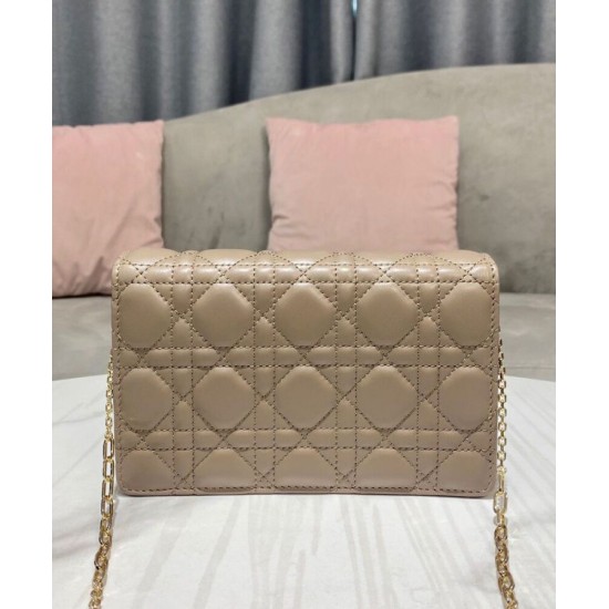 Replica Christian Dior Lady Dior Chain Pouch Albicocca Replica Christian Dior Lady Dior Chain Pouch Albicocca