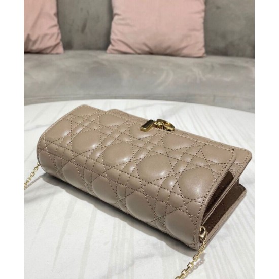 Replica Christian Dior Lady Dior Chain Pouch Albicocca Replica Christian Dior Lady Dior Chain Pouch Albicocca