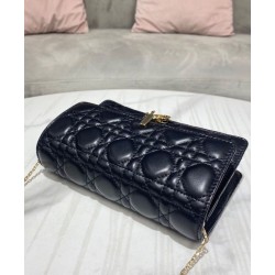 Christian Dior Borsa a tracolla Lady Dior nera Christian Dior Borsa a tracolla Lady Dior nera
