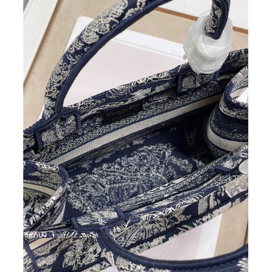 Replica Christian Dior Borsa piccola Dior Book Tote blu scuro Replica Christian Dior Borsa piccola Dior Book Tote blu scuro