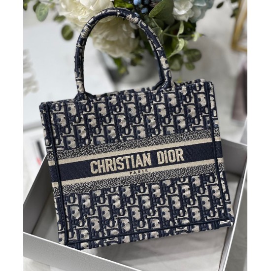 Replica Christian Dior Borsa piccola Dior Book Tote blu scuro Replica Christian Dior Borsa piccola Dior Book Tote blu scuro