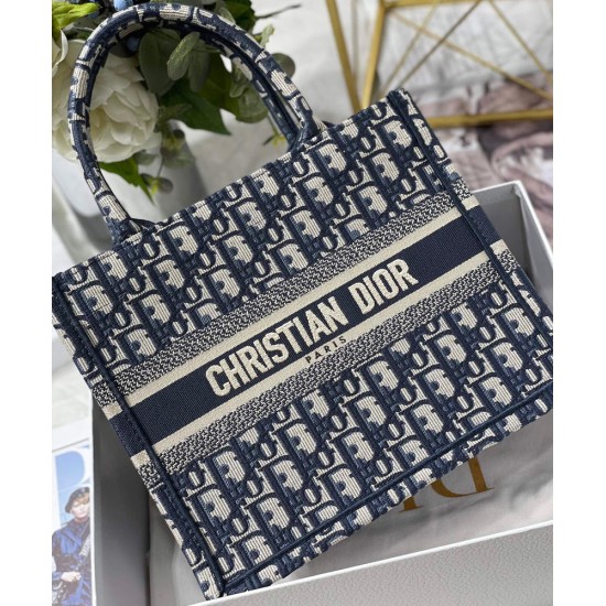 Replica Christian Dior Borsa piccola Dior Book Tote blu scuro Replica Christian Dior Borsa piccola Dior Book Tote blu scuro