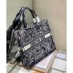 Replica Christian Dior Borsa grande libro Dior blu scuro Replica Christian Dior Borsa grande libro Dior blu scuro
