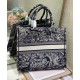 Replica Christian Dior Borsa grande libro Dior blu scuro Replica Christian Dior Borsa grande libro Dior blu scuro