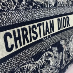 Christian Dior Borsa grande libro Dior blu scuro