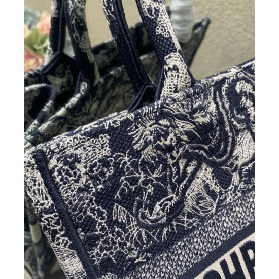Replica Christian Dior Borsa grande libro Dior blu scuro Replica Christian Dior Borsa grande libro Dior blu scuro