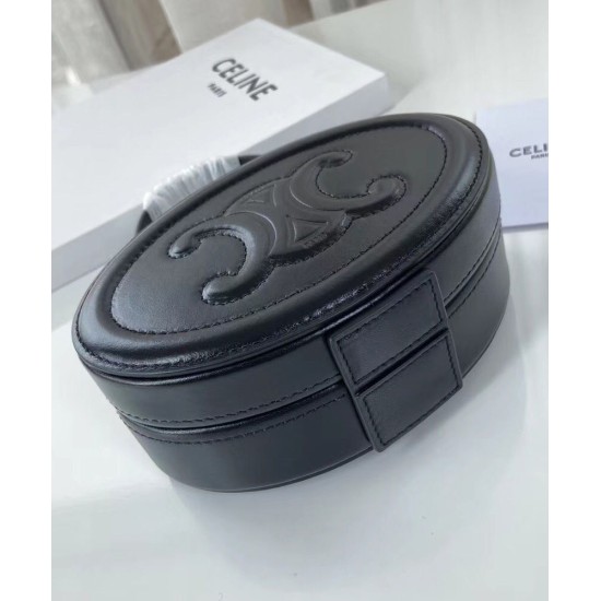 Replica Celine Oval Minaudiere Cuir Triomphe Pelle Di Vitello Liscia Nera