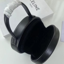 Celine Oval Minaudiere Cuir Triomphe Pelle Di Vitello Liscia Nera