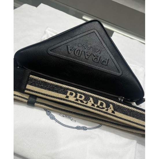 Replica Borsa Triangolo Prada Saffiano Nera Replica Borsa Triangolo Prada Saffiano Nera