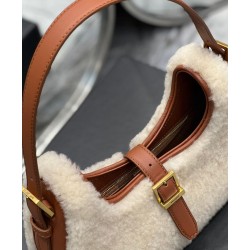 Borsa Hobo YSL Saint Laurent Le Fermoir Shearling Merino 672615 Crema Borsa Hobo YSL Saint Laurent Le Fermoir Shearling Merino 672615 Crema