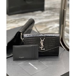 Portafoglio YSL Saint Laurent Uptown Con Catena Pelle Lucida Con Stampa Coccodrillo Nero