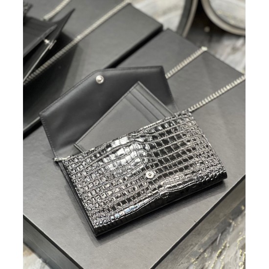 Replica Portafoglio YSL Saint Laurent Uptown Con Catena Pelle Lucida Con Stampa Coccodrillo Nero Replica Portafoglio YSL Saint Laurent Uptown Con Catena Pelle Lucida Con Stampa Coccodrillo Nero