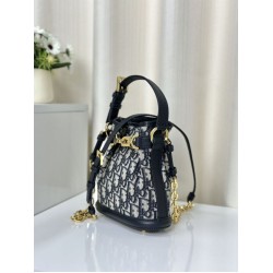 Borsa Christian Dior piccola C'est Dior Blu Dior Oblique Jacquard