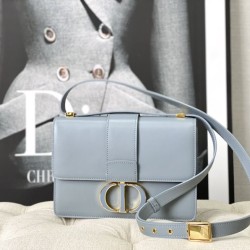 Christian Dior 30 Montaigne Borsa Latte Box Pelle di vitello Azzurro