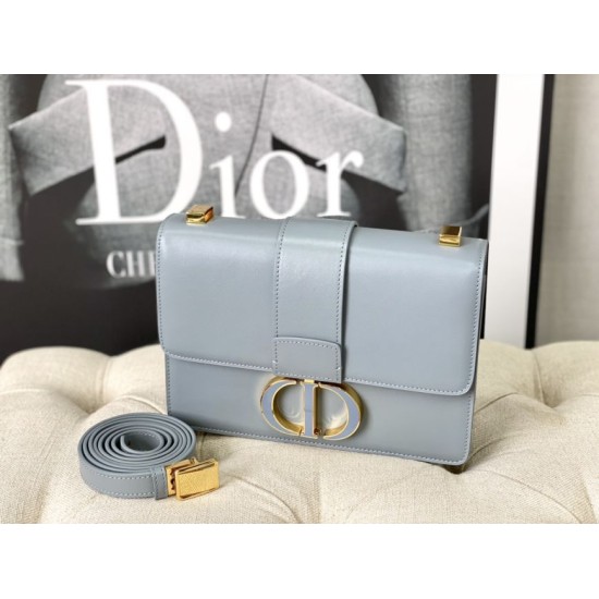 Replica Christian Dior 30 Montaigne Borsa Latte Box Pelle di vitello Azzurro Replica Christian Dior 30 Montaigne Borsa Latte Box Pelle di vitello Azzurro