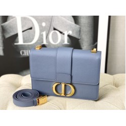 Christian Dior 30 Montaigne Borsa Latte Box Pelle di vitello Blu Christian Dior 30 Montaigne Borsa Latte Box Pelle di vitello Blu