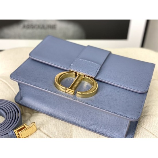 Replica Christian Dior 30 Montaigne Borsa Latte Box Pelle di vitello Blu Replica Christian Dior 30 Montaigne Borsa Latte Box Pelle di vitello Blu