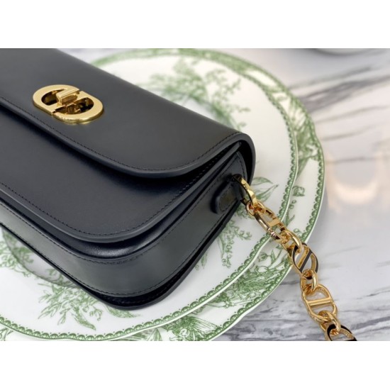 Replica Borsa Christian Dior 30 Montaigne Avenue scatola nera in pelle di vitello Replica Borsa Christian Dior 30 Montaigne Avenue scatola nera in pelle di vitello