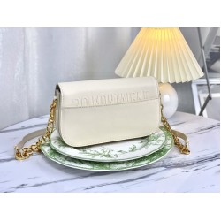 Christian Dior 30 Montaigne Avenue Borsa Dusty Avorio Box Pelle di vitello Christian Dior 30 Montaigne Avenue Borsa Dusty Avorio Box Pelle di vitello