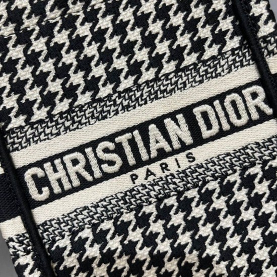 Replica Borsa per telefono Dior Mini Book Tote Micro ricamo pied de poule Replica Borsa per telefono Dior Mini Book Tote Micro ricamo pied de poule