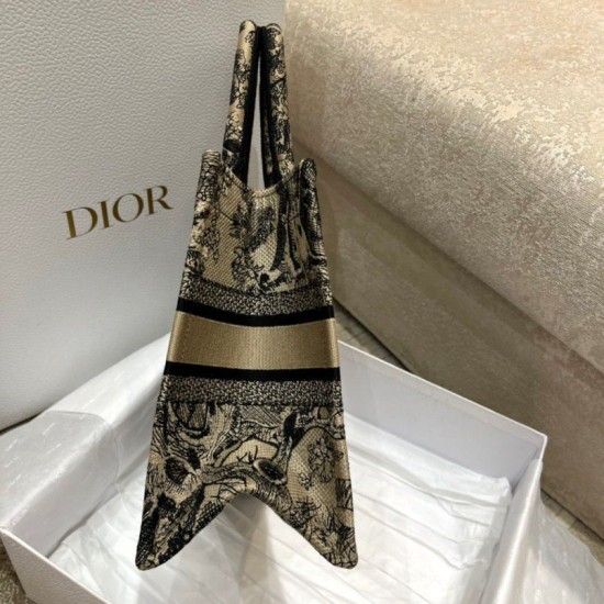 Replica Borsa tote Dior piccola a libro Toile de Jouy ricamata Marrone Replica Borsa tote Dior piccola a libro Toile de Jouy ricamata Marrone