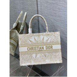 Borsa tote Dior media a libro Rêve d'Infini ricamo Oro Borsa tote Dior media a libro Rêve d'Infini ricamo Oro