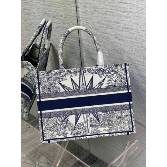 Replica Dior Dior Book Tote media Rêve d'Infini ricamo bianco/blu Replica Dior Dior Book Tote media Rêve d'Infini ricamo bianco/blu