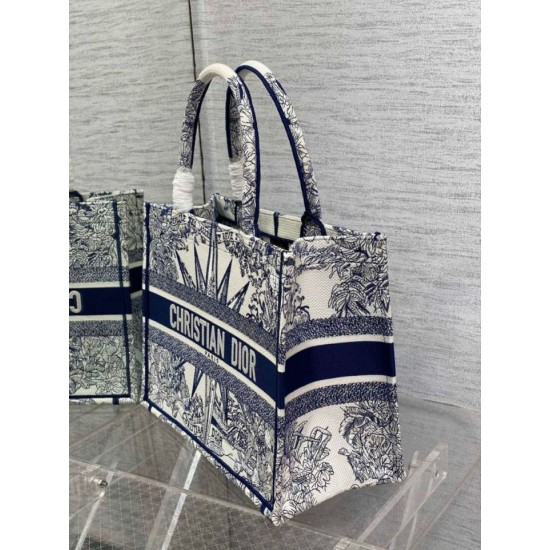 Replica Dior Dior Book Tote media Rêve d'Infini ricamo bianco/blu Replica Dior Dior Book Tote media Rêve d'Infini ricamo bianco/blu