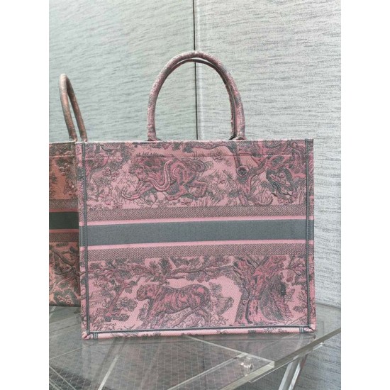 Replica Borsa tote grande per libri Dior Toile de Jouy Sauvage ricamo rosa / grigio Replica Borsa tote grande per libri Dior Toile de Jouy Sauvage ricamo rosa / grigio